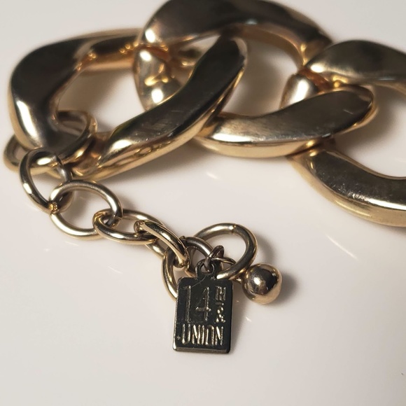 14th and Union Thick Gold Bracelet - Picture 3 of 4